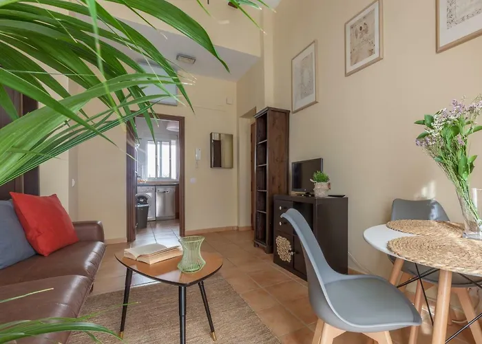 Sevilla Blossom Elegant And Bright 2 Rooms - 4Px